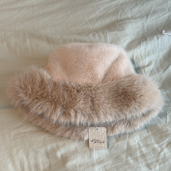 Free People Snow Angel Faux Fur Beanie - Picture 5 of 10